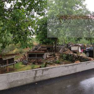 Imotski Runović kamena kuća 250 m2 sa uređenom okućnicom