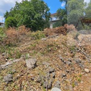 Imotski samostojeća kuća 140 m2 na parceli od 1196 m2 - novo u ponudi