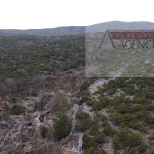 Imotski Slivno kamene kuće + okućnica - novo u ponudi