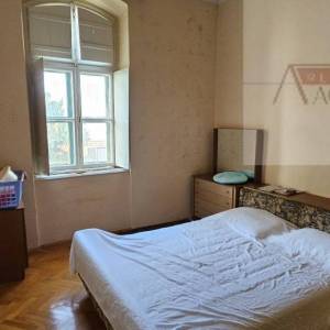 Imotski stan 71,60 m2 odlična lokacija - novo u ponudi