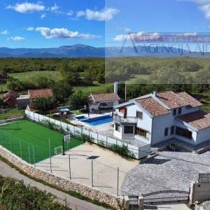 Imotski vila 321 m2 - top ponuda - ekskluziva - novo u ponudi