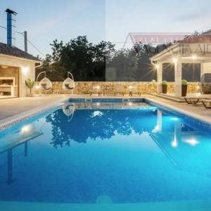 Imotski vila 321 m2 - top ponuda - ekskluziva - novo u ponudi