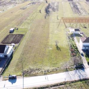 Imotski Vinjani Donji 3752 m2 građevinsko i poljoprivredno zemljište