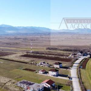 Imotski Vinjani Donji 3752 m2 građevinsko i poljoprivredno zemljište