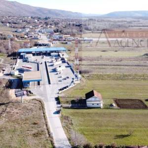 Imotski Vinjani Donji 3752 m2 građevinsko i poljoprivredno zemljište