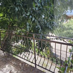 Imotski Vinjani Donji uređena kuća  186 m2 + pomoćni objekt 62 m2 novo