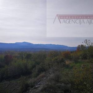 Imotski Vinjani građ zem 2850 m2 blizina grada