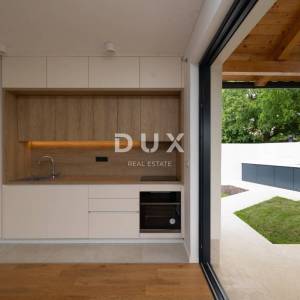 ISTRA, BALE - Šarmantna kuća na vrhunskoj lokaciji, novogradnja