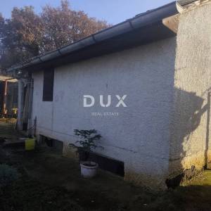 ISTRA, BANJOLE Vikendica s prostranim maslinikom