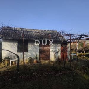 ISTRA, BANJOLE Vikendica s prostranim maslinikom