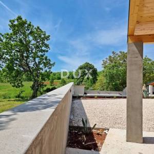 ISTRA, BARBAN - Kuća s bazenom