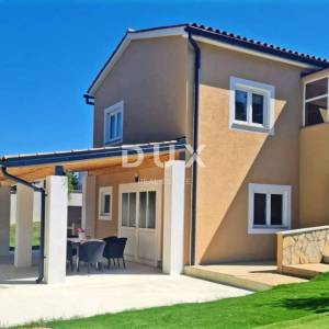 ISTRA, BARBAN - Kuća s bazenom