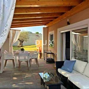 ISTRA, BARBAN - Kuća s bazenom