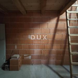 ISTRA, BRTONIGLA - Autentična istarska kamena kuća za obnovu po vlastitim željama