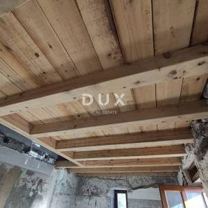 ISTRA, BRTONIGLA - Autentična istarska kamena kuća za obnovu po vlastitim željama