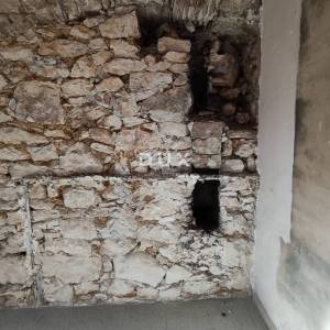 ISTRA, BRTONIGLA - Autentična istarska kamena kuća za obnovu po vlastitim željama