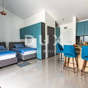  ISTRA, CEROVLJE Hipokratova hacijenda sa sportskim terenom! RIJETKOST!