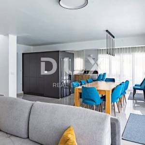  ISTRA, CEROVLJE Hipokratova hacijenda sa sportskim terenom! RIJETKOST!