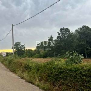ISTRA, LABIN - Prostrano zemljište na rubu građevinskog područja
