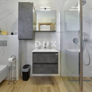 ISTRA, LOBORIKA- Kuća sa bazenom nedaleko Pule!