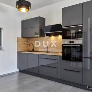 ISTRA, LOBORIKA- Kuća sa bazenom nedaleko Pule!