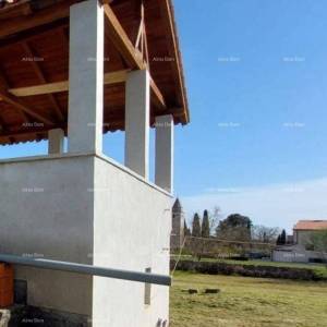 ISTRA, MARČANA - Kuća s prostranom okućnicom.