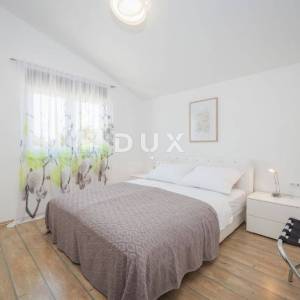  ISTRA, MEDULIN Samostojeća kuća s tri stambene jedinice i bazenom!