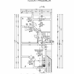 ISTRA, MEDULIN - Stan s vrtom u blizini mora