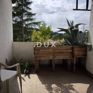 ISTRA, PAZIN – PRILIKA! Prostran trosoban stan od 78 m² na odličnoj lokaciji!