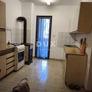 ISTRA, PAZIN – PRILIKA! Prostran trosoban stan od 78 m² na odličnoj lokaciji!