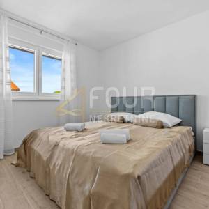 Istra, Peroj, novogradnja, 63.59m2, 2s+db, lođa