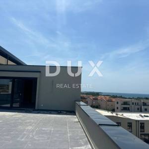  ISTRA, POREČ - Ekskluzivni penthouse s krovnom terasom i otvorenim pogledom na more! SNIŽENO! 