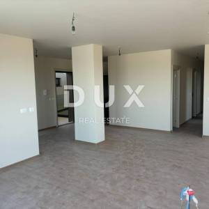  ISTRA, POREČ - Ekskluzivni penthouse s krovnom terasom i otvorenim pogledom na more! SNIŽENO! 