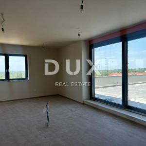  ISTRA, POREČ - Ekskluzivni penthouse s krovnom terasom i otvorenim pogledom na more! SNIŽENO! 
