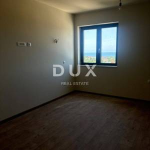  ISTRA, POREČ - Ekskluzivni penthouse s krovnom terasom i otvorenim pogledom na more! SNIŽENO! 