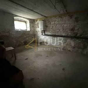 Istra, Pula, 2s+db, 90m2