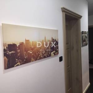 ISTRA, PULA – Elegantan 2SS+DB stan od 110 m² s privatnim parkingom i balkonom s pogledom za dugoročnu rentu