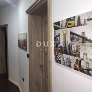 ISTRA, PULA – Elegantan 2SS+DB stan od 110 m² s privatnim parkingom i balkonom s pogledom za dugoročnu rentu