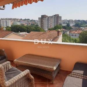 ISTRA, PULA – Elegantan 2SS+DB stan od 110 m² s privatnim parkingom i balkonom s pogledom za dugoročnu rentu