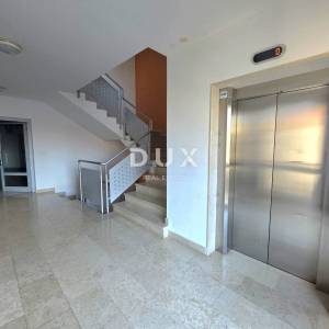 ISTRA, PULA - Osunčani 2SS+DB stan s parkingom u garaži, novogradnja