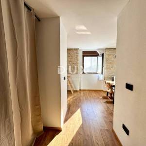 ISTRA, PULA - Predivan peterosoban stan na dvije etaže 