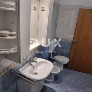 ISTRA, PULA Stan s dvorištem na top lokaciji! 