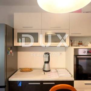 ISTRA, RABAC - Ekskluzivno, samo u našoj ponudi! Namješten stan s pogledom na more