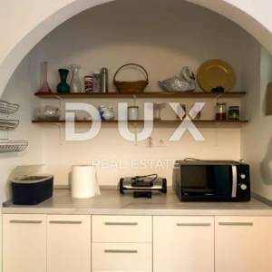 ISTRA, RABAC - Ekskluzivno, samo u našoj ponudi! Namješten stan s pogledom na more