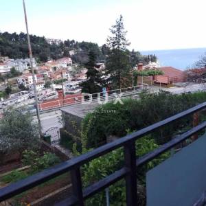 ISTRA, RABAC Stan za renovaciju s pogledom na more vrtom i garažom! 