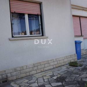 ISTRA, RABAC Stan za renovaciju s pogledom na more vrtom i garažom! 