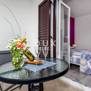 ISTRA, ROVINJ - Apartmanska kuća s prekrasnim vrtom