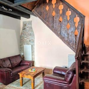 ISTRA, ROVINJ - Kuća sa dvorištem i dvije stabmene jedinice u starom gradu                                                     ...