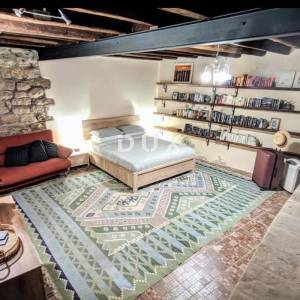 ISTRA, ROVINJ - Kuća sa dvorištem i dvije stabmene jedinice u starom gradu                                                     ...