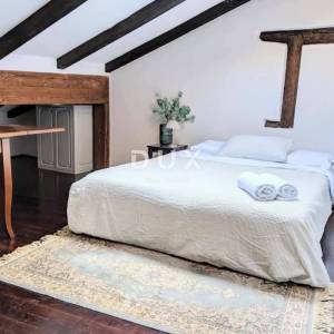 ISTRA, ROVINJ - Kuća sa dvorištem i dvije stabmene jedinice u starom gradu                                                     ...